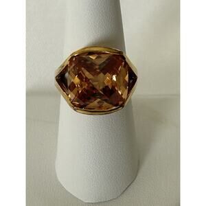 Beautiful Gold Tone Faceted Citrine Cocktail Ring. Size 8